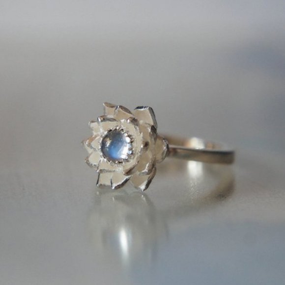 NEW 925 Silver Moonstone Lotus Flower Ring - Picture 2 of 5